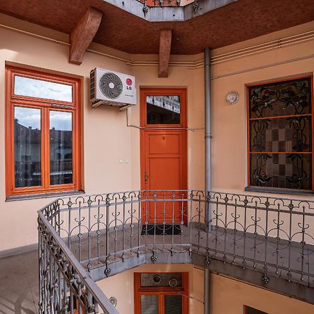 Kelemen Apartment Сегед Экстерьер фото