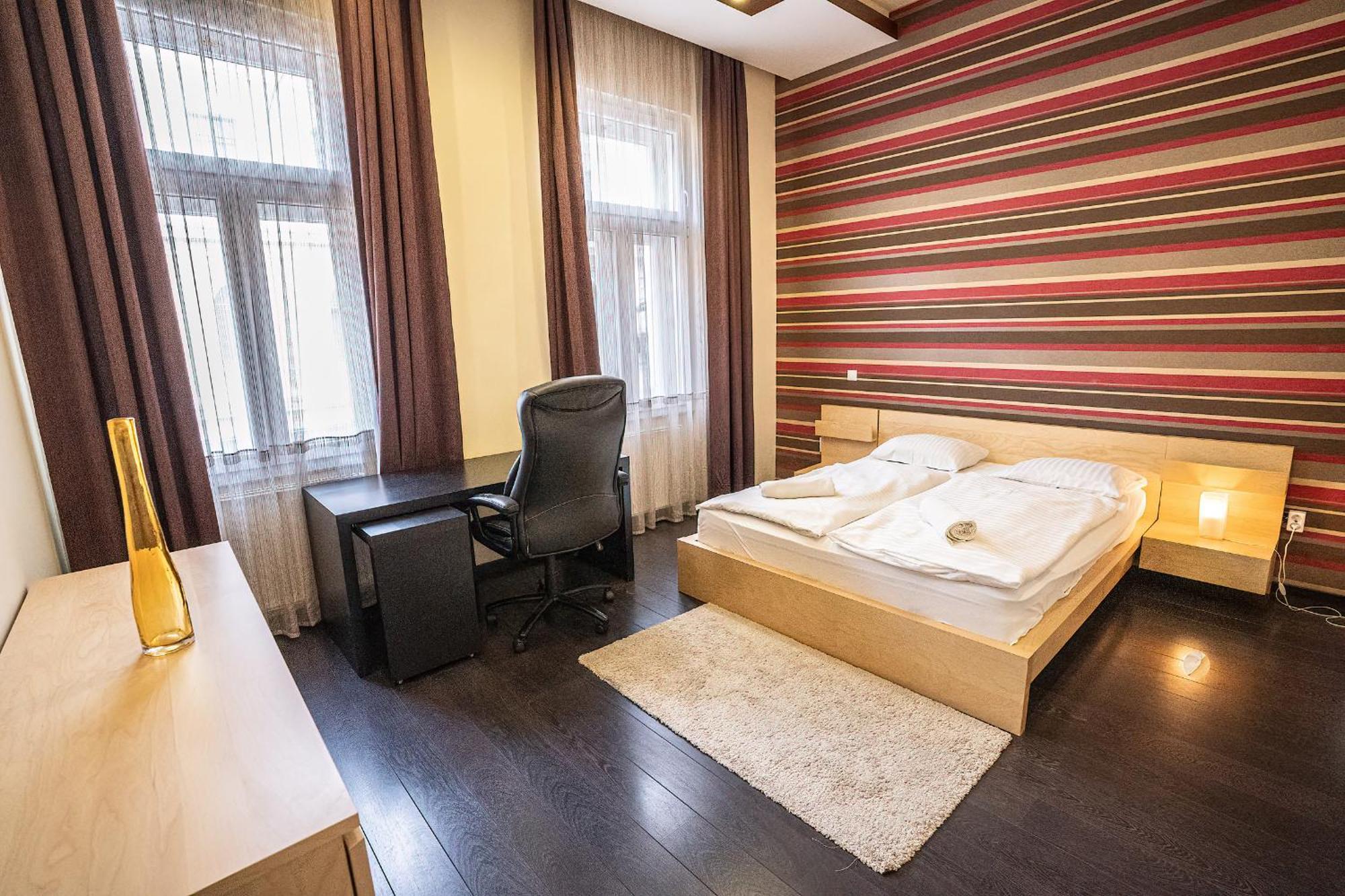 Kelemen Apartment Сегед Экстерьер фото