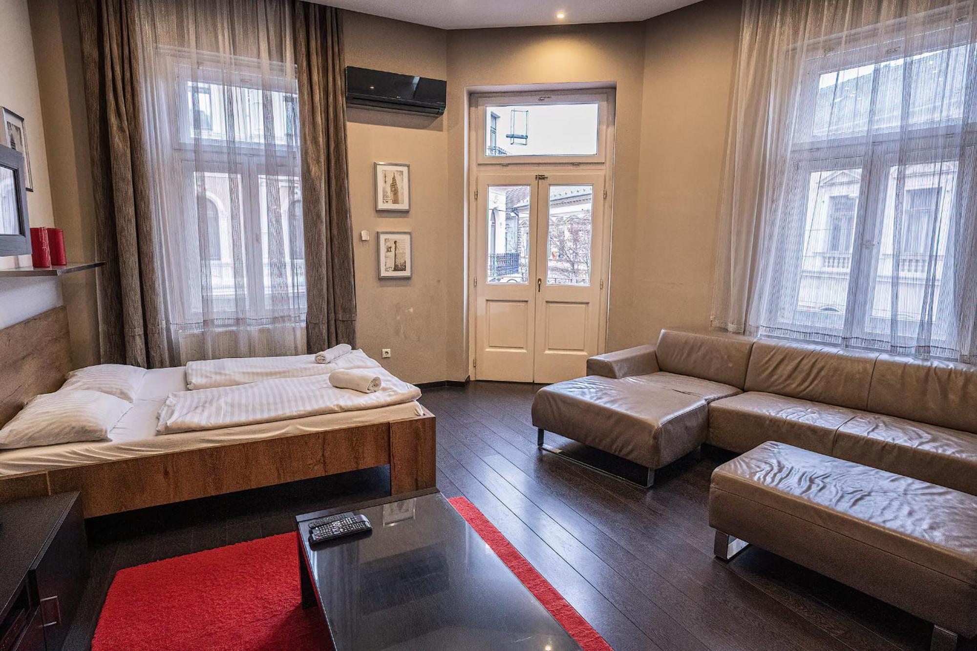 Kelemen Apartment Сегед Экстерьер фото