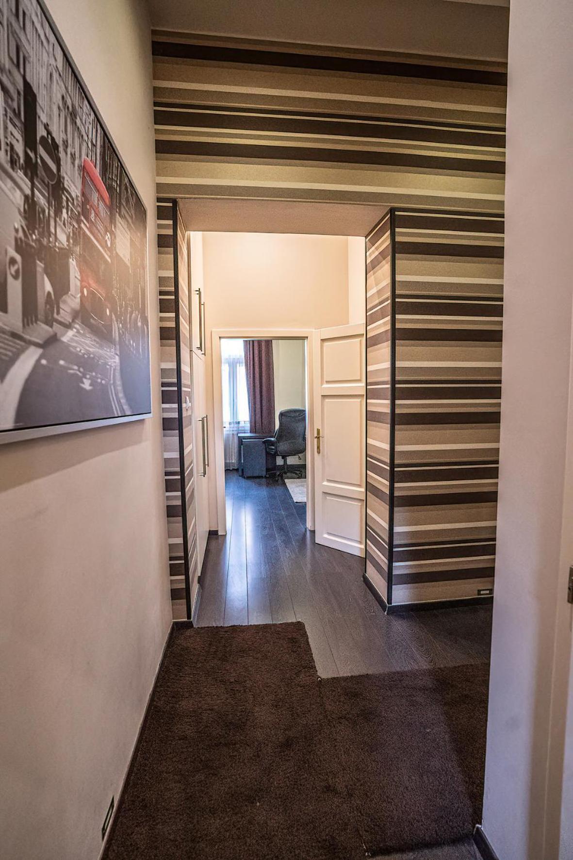 Kelemen Apartment Сегед Экстерьер фото