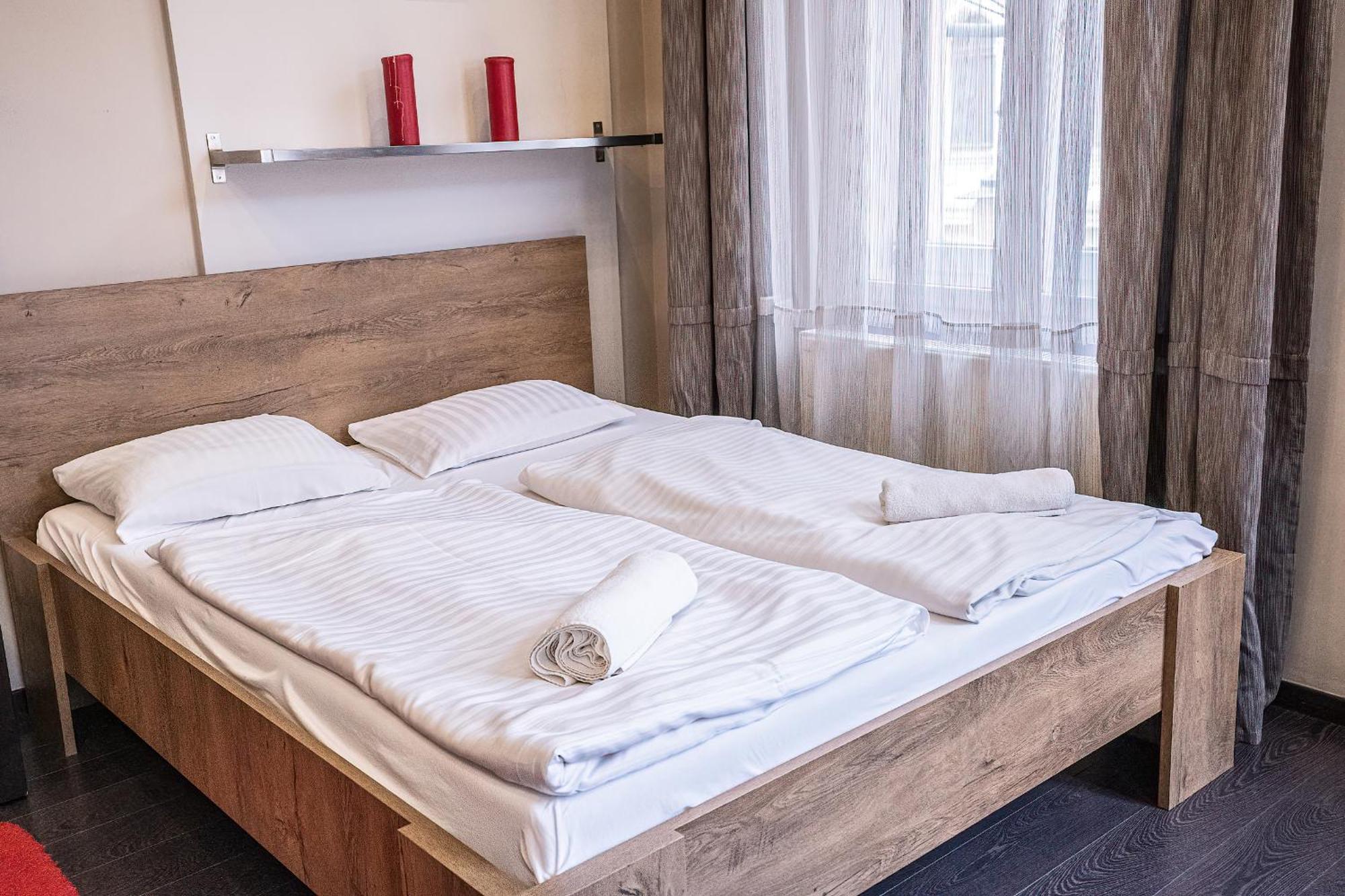 Kelemen Apartment Сегед Экстерьер фото